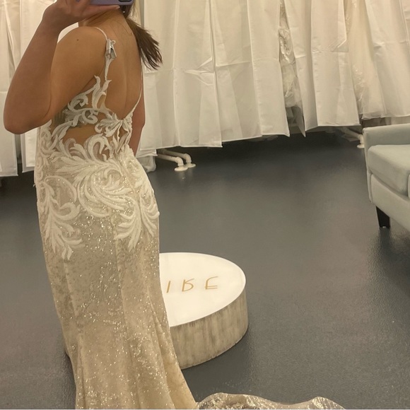 BRAND NEW WEDDING DRESS/ RECEPTION DRESS - Picture 6 of 11